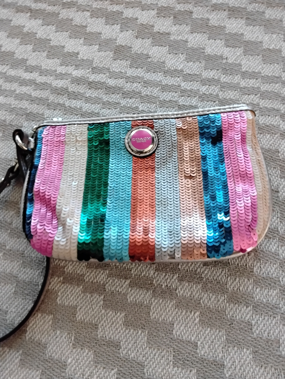 Coach Legacy Stripe Sequin Wristlet Y2K - Picture 8 of 8